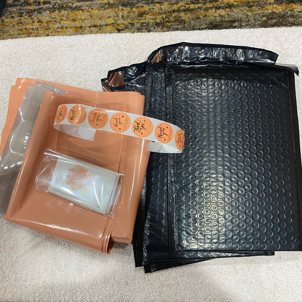 Polymailer Shipping Bundle - Picture 5 of 6